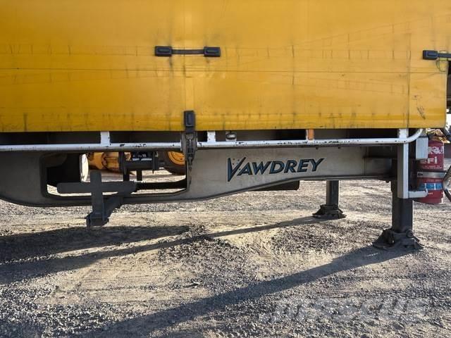 Vawdrey  Тентовані причепи