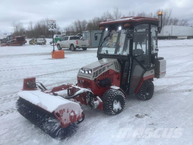 Ventrac 4520N Трактори