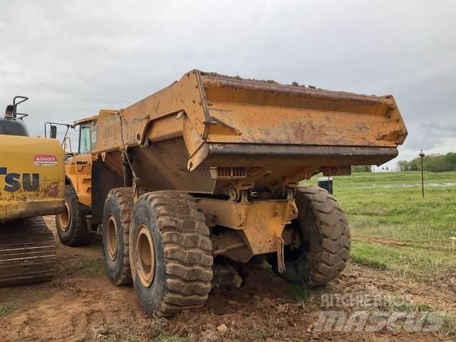 Volvo A25D Зчленовані самоскиди