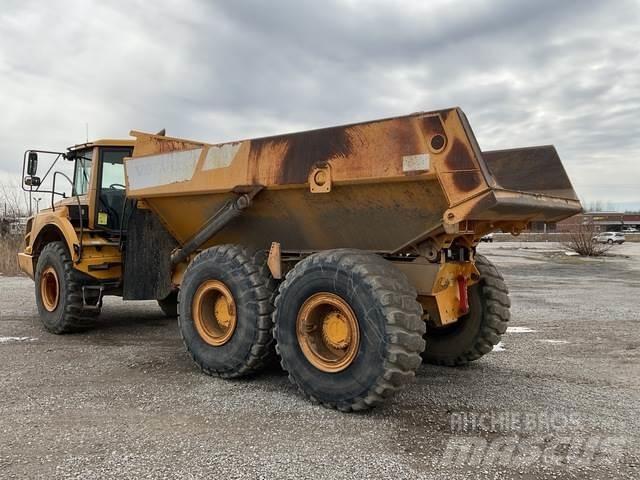 Volvo A25F Зчленовані самоскиди