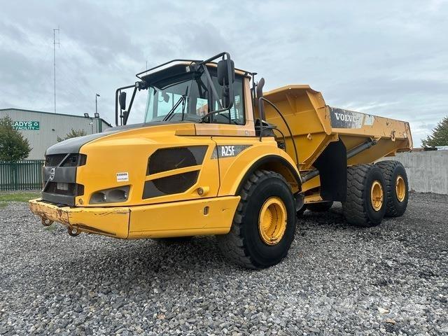 Volvo A25F Зчленовані самоскиди
