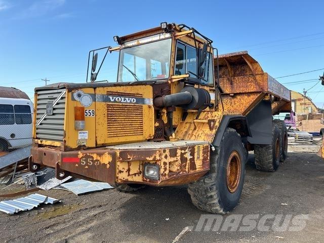 Volvo A30C Зчленовані самоскиди