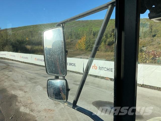 Volvo A30G Зчленовані самоскиди