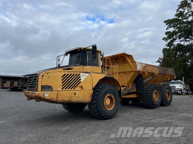Volvo A35D Зчленовані самоскиди