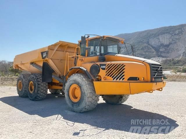 Volvo A40D Зчленовані самоскиди