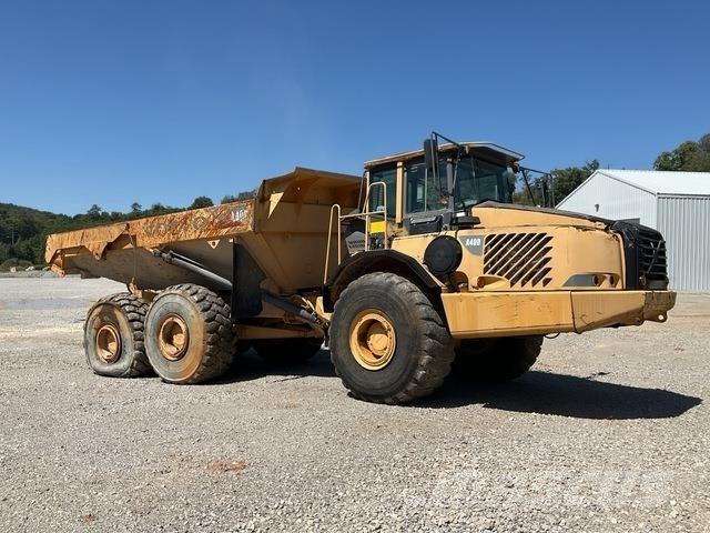 Volvo A40D Зчленовані самоскиди