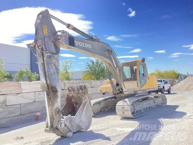 Volvo EC210 Гусеничні екскаватори