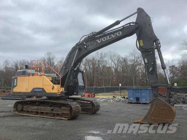 Volvo EC350EL Гусеничні екскаватори