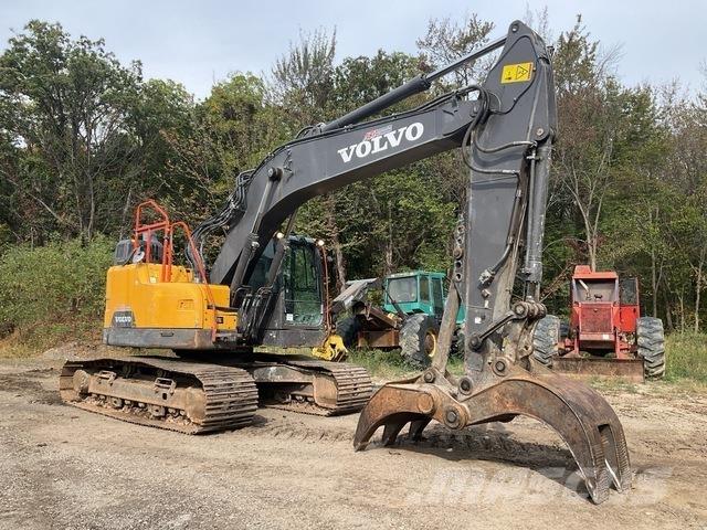 Volvo ECR235EL Гусеничні екскаватори