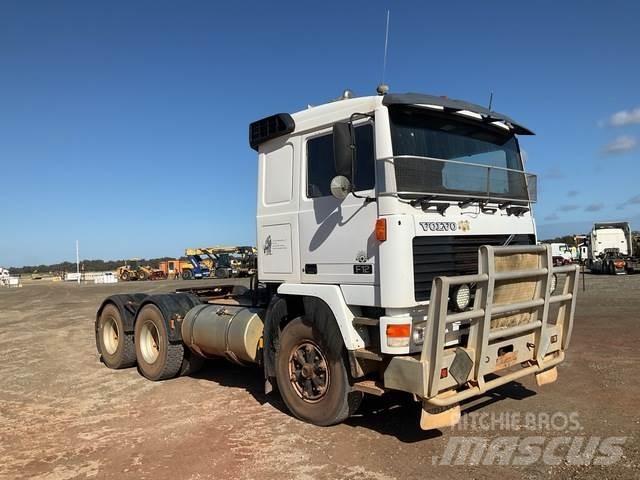 Volvo F12 Тягачі