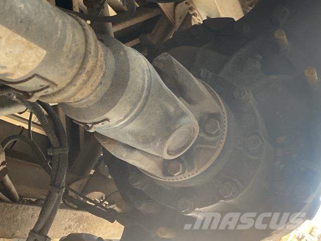 Volvo FE8 Комбі/Вакуумні вантажівки