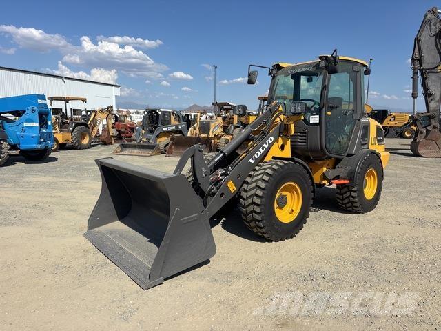 Volvo JL20H Фронтальні навантажувачі