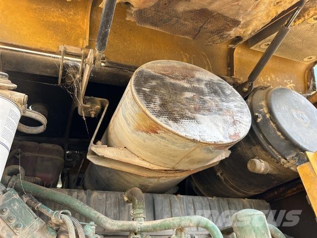 Volvo L180E Фронтальні навантажувачі