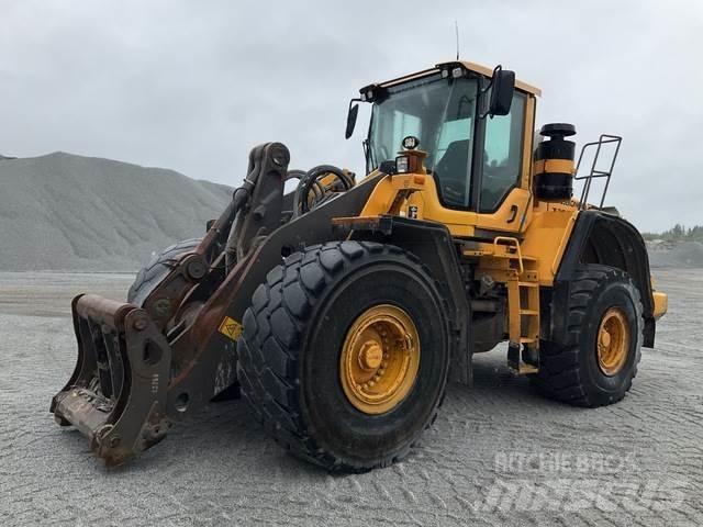 Volvo L180F Фронтальні навантажувачі