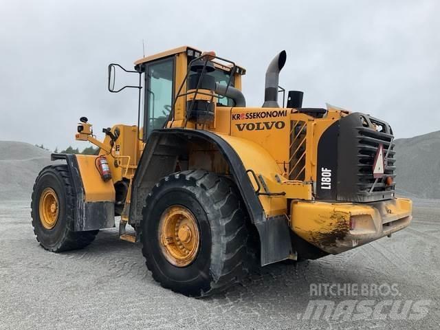 Volvo L180F Фронтальні навантажувачі
