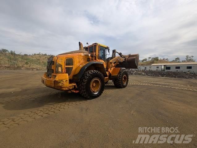 Volvo L180H Фронтальні навантажувачі