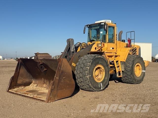 Volvo L220E Фронтальні навантажувачі