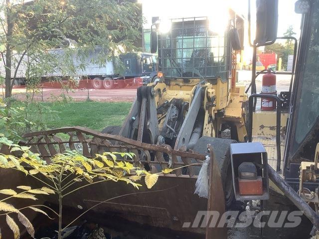 Volvo L90E Фронтальні навантажувачі