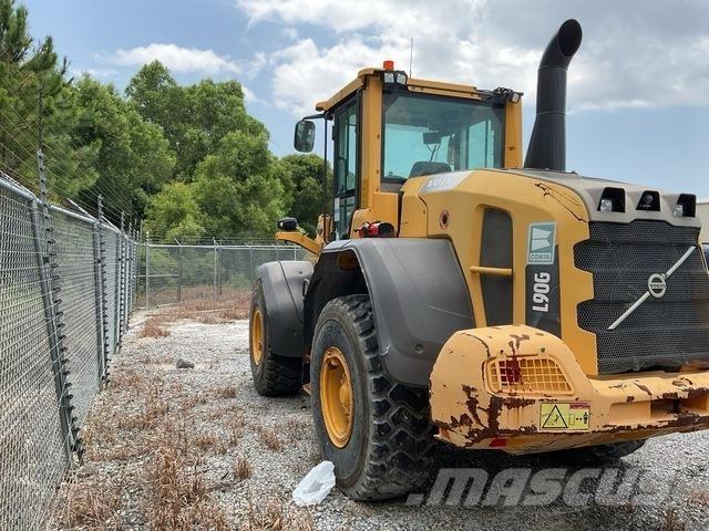 Volvo L90G Фронтальні навантажувачі