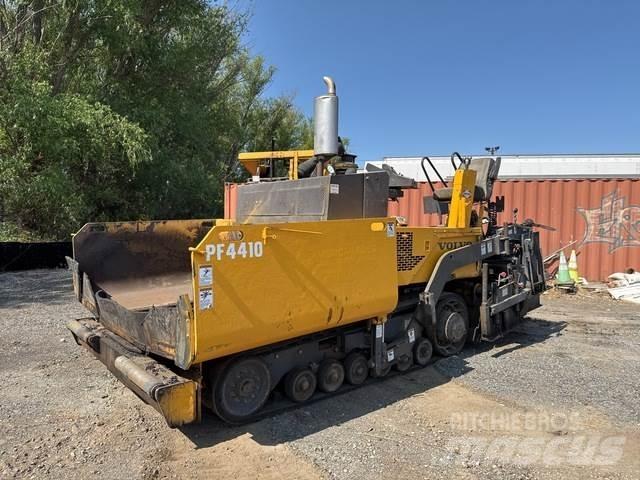 Volvo PF4410 Асфальтовкладачі