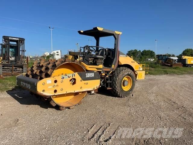 Volvo SD115B Грунтові котки
