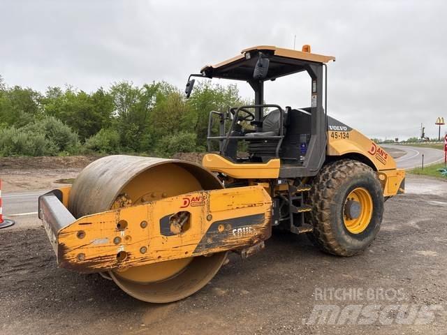 Volvo SD115B Грунтові котки