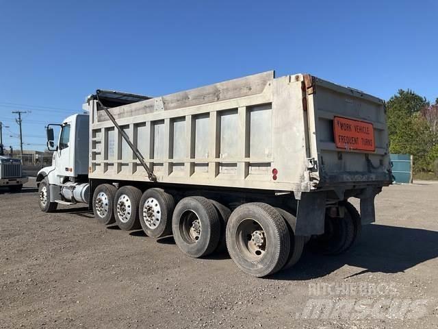 Volvo VHD Самоскиди