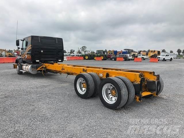 Volvo VHD64F Кабіни