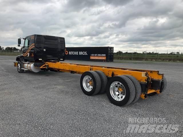 Volvo VHD64F Кабіни