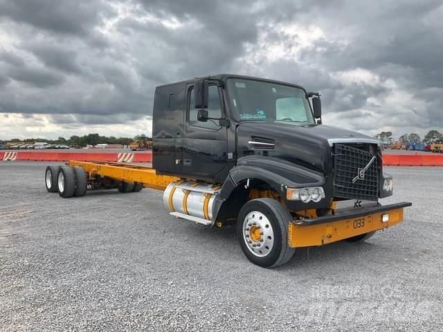 Volvo VHD64F Кабіни