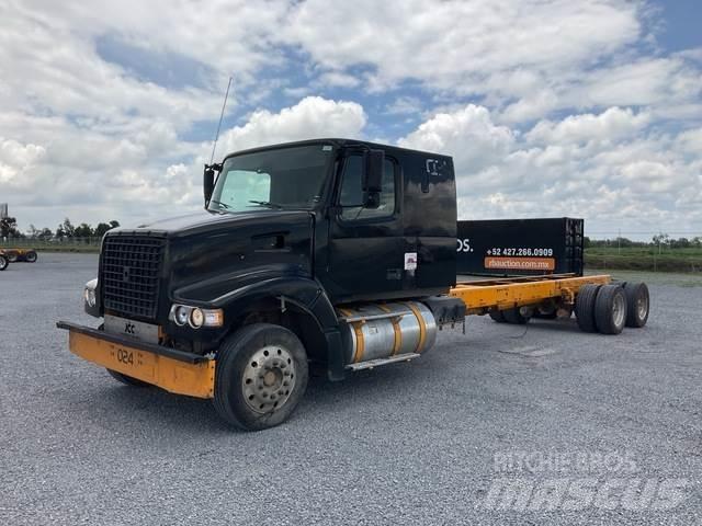 Volvo VHD64F Кабіни