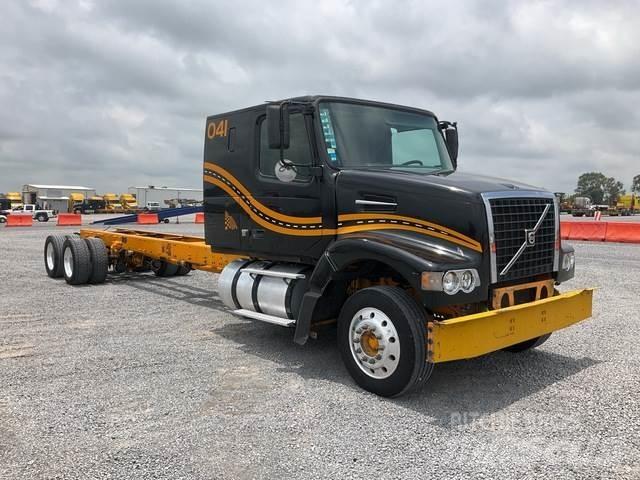 Volvo VHD64F Кабіни