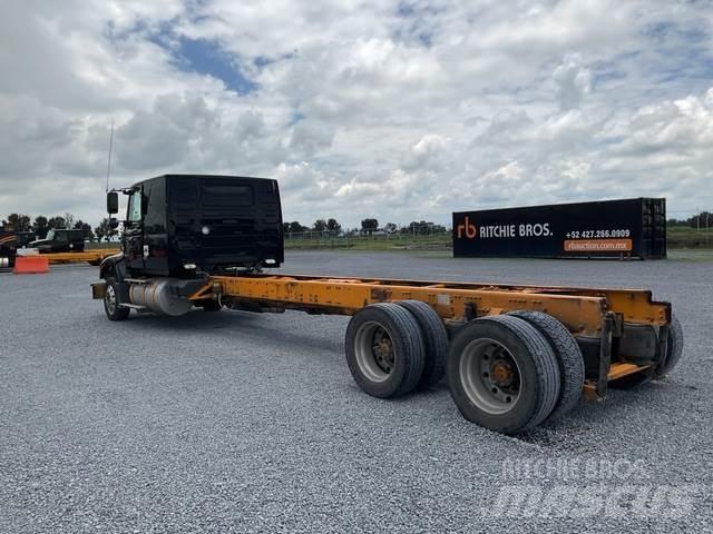 Volvo VHD64F Кабіни