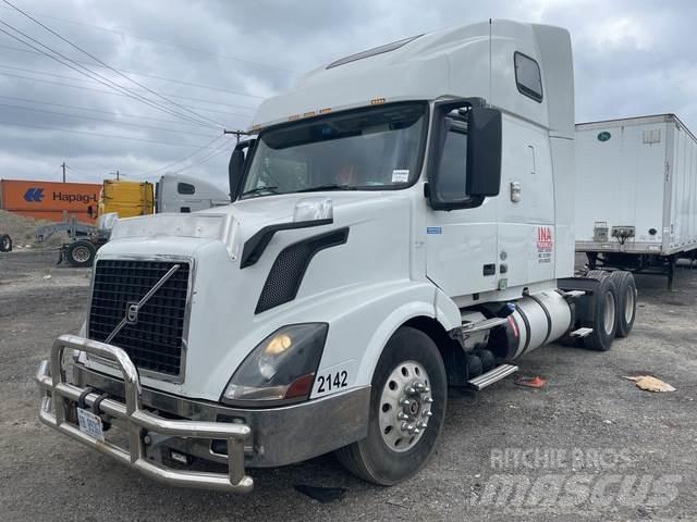 Volvo VLN670 Тягачі