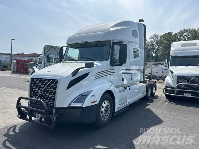 Volvo VNL Тягачі