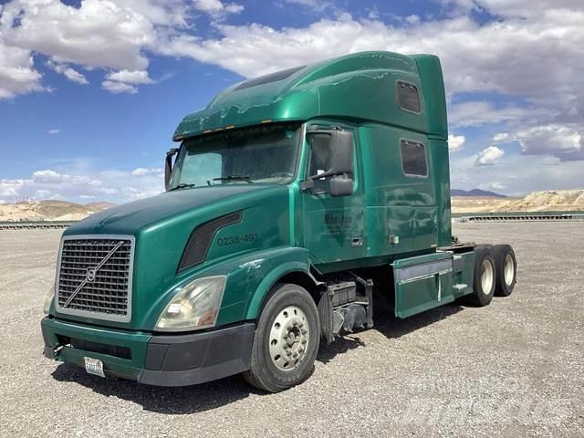 Volvo VNL Тягачі