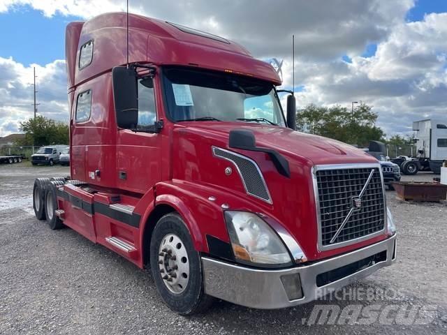 Volvo VNL Тягачі