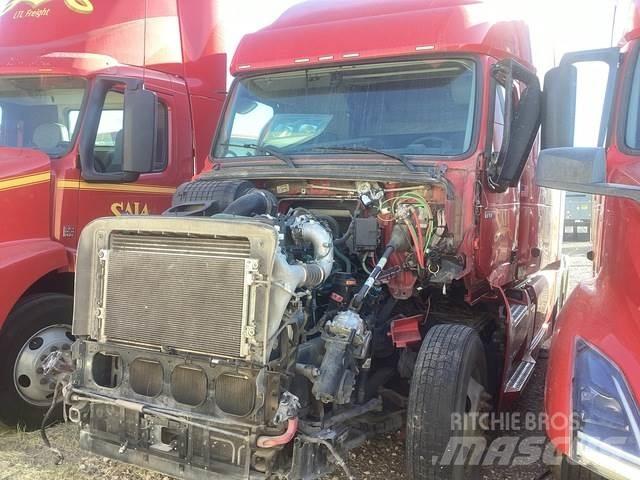 Volvo VNL Тягачі