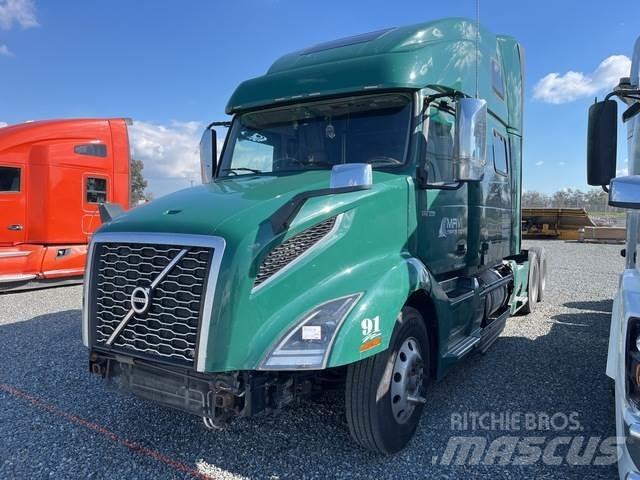 Volvo VNL Тягачі