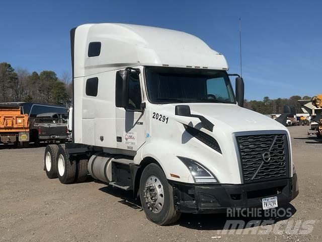 Volvo VNL Тягачі