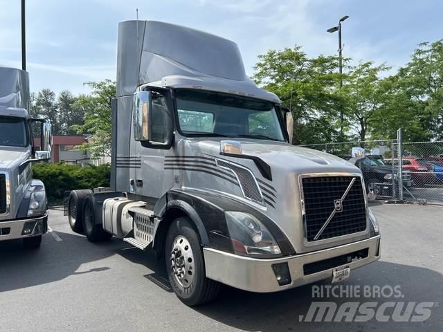 Volvo VNL Тягачі