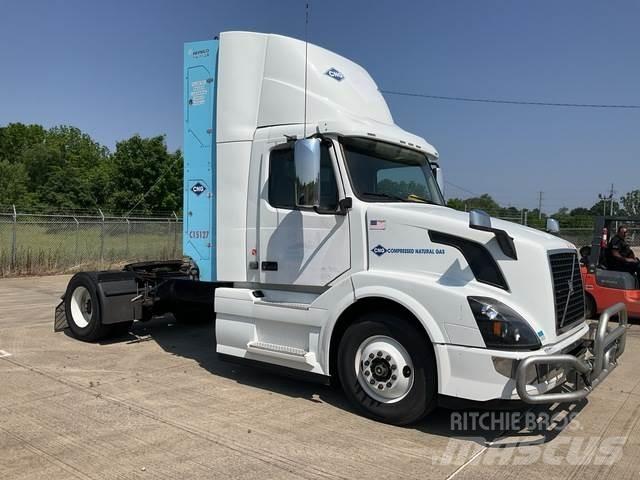 Volvo VNL Тягачі