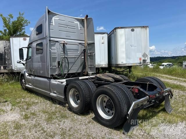 Volvo VNL Тягачі