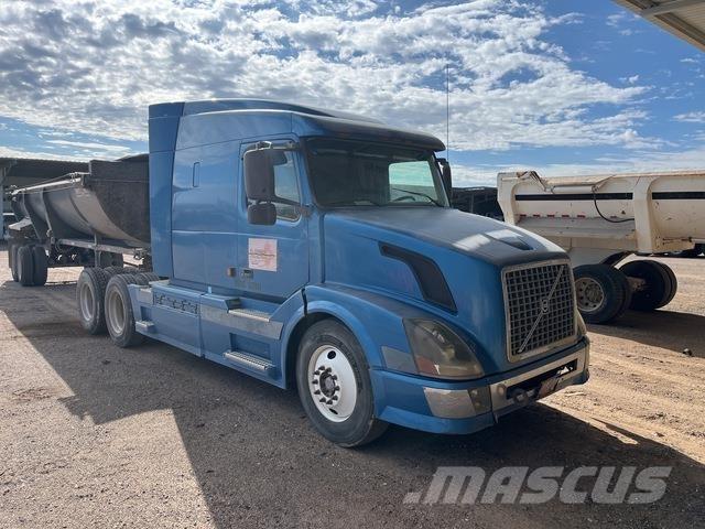 Volvo VNL Тягачі