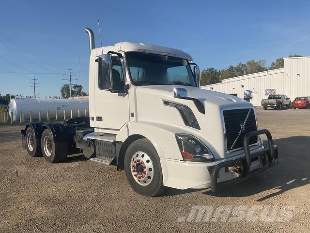 Volvo VNL Тягачі