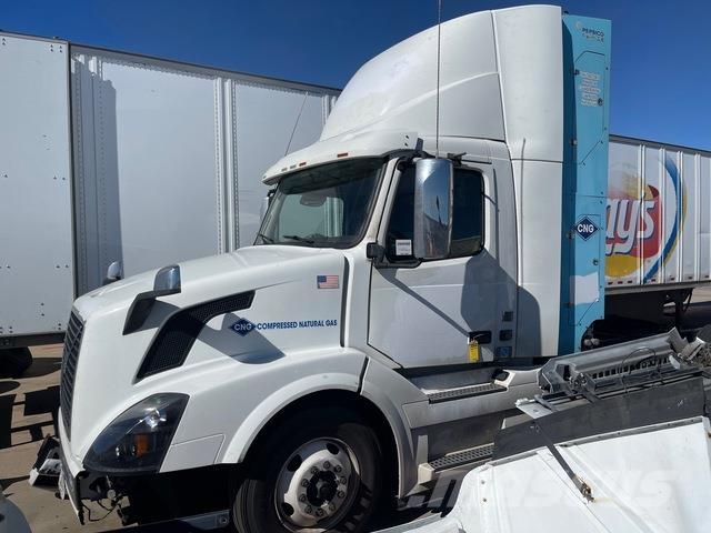 Volvo VNL Тягачі