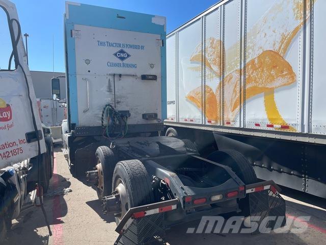 Volvo VNL Тягачі