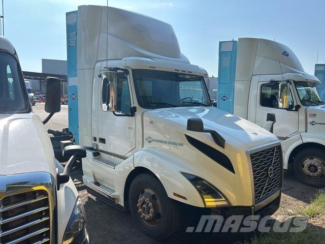 Volvo VNL Тягачі