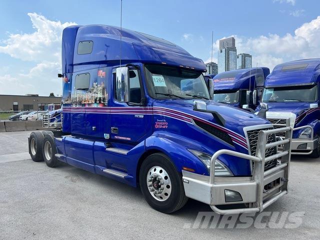 Volvo VNL760 Тягачі