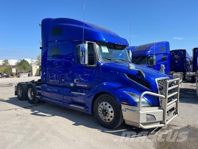 Volvo VNL760 Тягачі